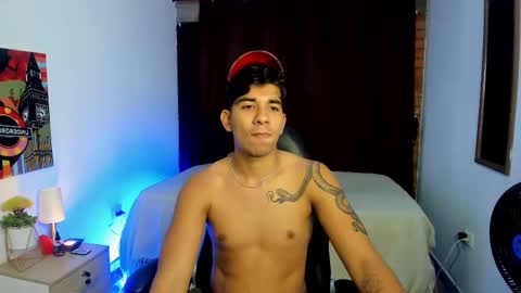 VALENTINO MOURA online show from 03/06/25, 12:09