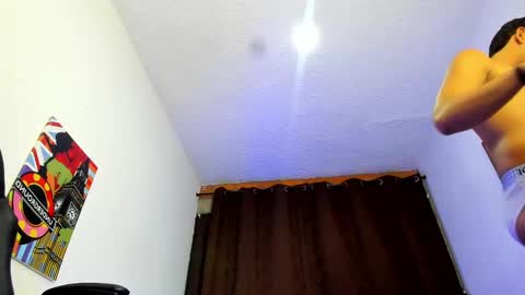 VALENTINO MOURA online show from 03/12/25, 12:15