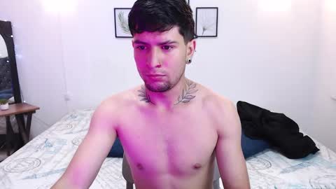 Manuel online show from 03/24/26, 03:17