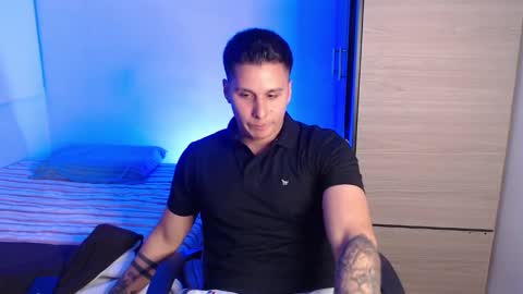 VALENTINO online show from 03/05/26, 11:23