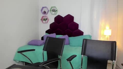 Snapshot of valeperez24 chatting on 02/02/25, 04:05 Valery And Daniel online show from 02/02/25, 04:05