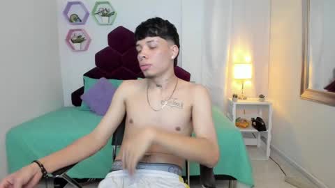 Snapshot of valeperez24 chatting on 02/12/25, 03:29 Valery And Daniel online show from 02/12/25, 03:29