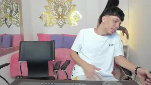 Valery And Daniel online show from 02/25/25, 04:03