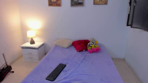 valeri_10 online show from 10/27/25, 03:32