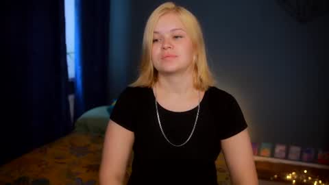 valeri______ online show from 07/22/26, 07:00