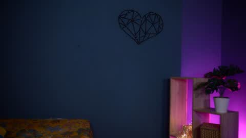 valeri______ online show from 07/23/26, 07:17