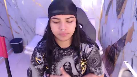 Snapshot of valeri_harpers4 chatting on 09/10/25, 01:00 valeri_harpers4 online show from 09/10/25, 01:00