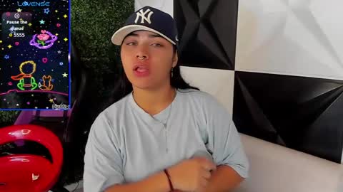 Snapshot of valeri_harpers4 chatting on 10/11/25, 04:55 valeri_harpers4 online show from 10/11/25, 04:55