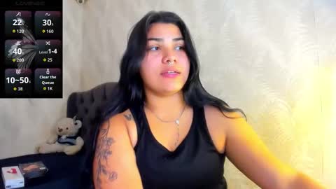 valeri_harpers4 online show from 12/13/25, 07:53