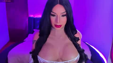 valeri_hilton online show from 02/11/26, 12:37