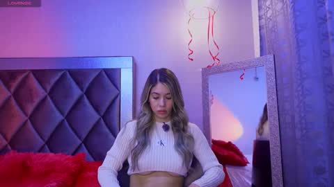 Snapshot of valeria_castellano_ chatting on 02/17/26, 12:34 valeria online show from 02/17/26, 12:34