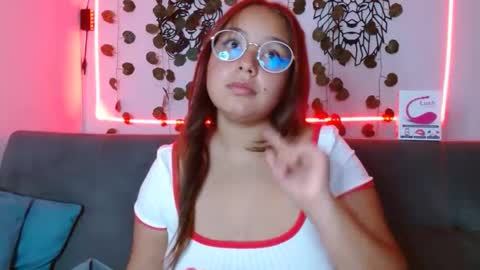 valeria online show from 01/05/25, 04:58