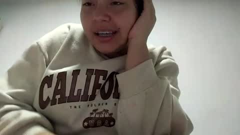 valeria online show from 03/03/25, 07:39