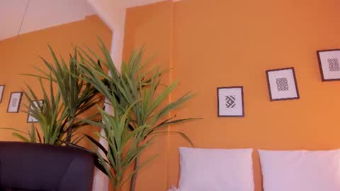 valeria_rua online show from 07/05/26, 11:06