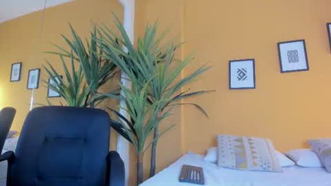 valeria_rua online show from 07/11/26, 11:02
