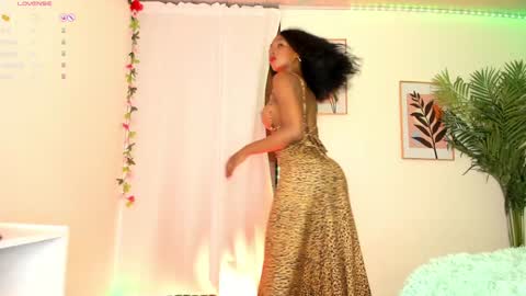 Valeria online show from 02/06/25, 08:34