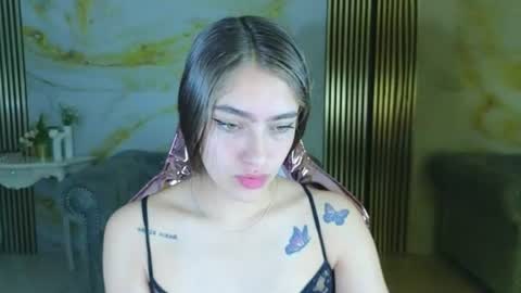 valeriaa_s online show from 06/25/26, 12:09