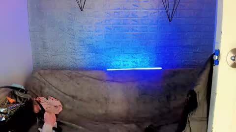 valeriagill_ online show from 05/14/26, 12:06