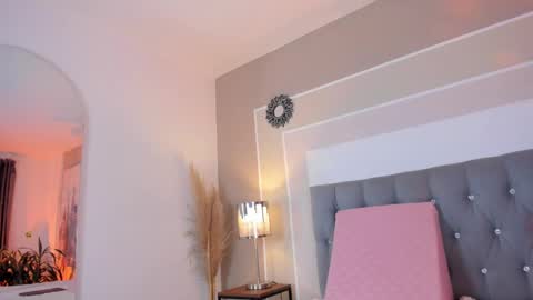 Valeria online show from 12/25/24, 01:20