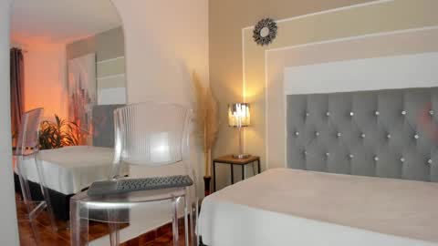 Snapshot of valeriavibes chatting on 01/14/25, 11:58 Valeria online show from 01/14/25, 11:58