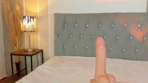 Snapshot of valeriavibes chatting on 02/11/25, 08:31 Valeria online show from 02/11/25, 08:31