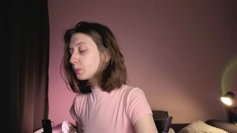 Kristi moony online show from 04/19/26, 07:16