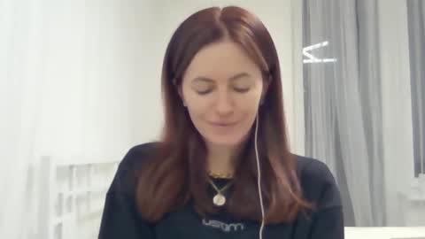 valerie_rose777 online show from 12/23/24, 07:52