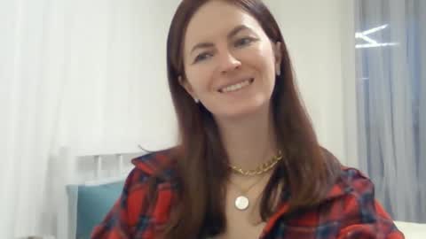 valerie_rose777 online show from 01/01/25, 01:27