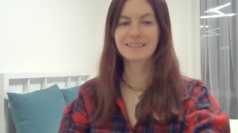 valerie_rose777 online show from 02/08/25, 09:57