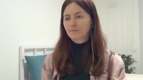 valerie_rose777 online show from 02/22/25, 07:03