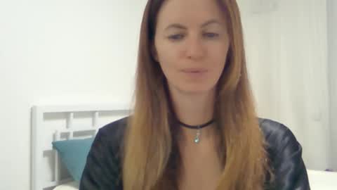 valerie_rose777 online show from 10/20/25, 08:20