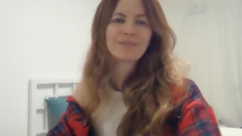 valerie_rose777 online show from 10/30/25, 08:20