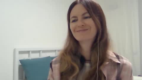 valerie_rose777 online show from 11/01/25, 08:11