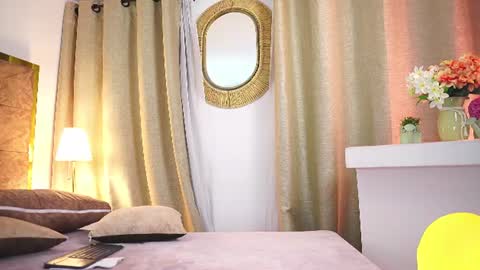 Snapshot of valeriebony chatting on 06/30/26, 04:13 Valerie Style3 online show from 06/30/26, 04:13