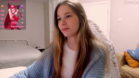 Snapshot of valeriebubbles chatting on 10/31/25, 09:16 Valerie online show from 10/31/25, 09:16