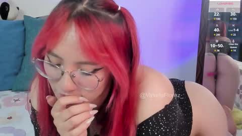 Valerie  Ig valerieflorez  online show from 01/02/25, 09:28