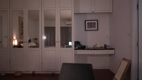 Valerie online show from 01/07/26, 02:25