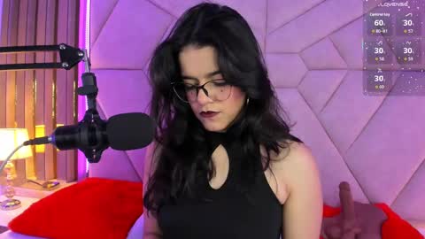 Valeria online show from 09/13/25, 02:17