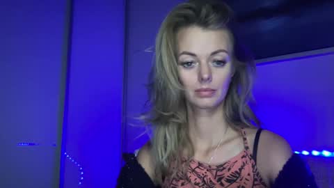 Valerie  online show from 01/02/25, 06:23