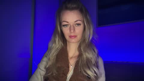 Valerie  online show from 02/09/26, 02:21