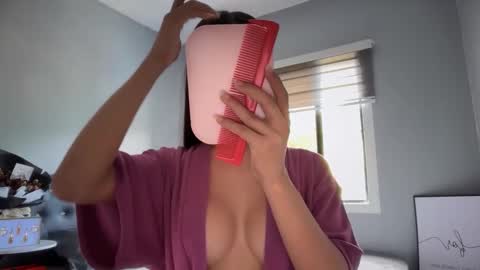 Snapshot of valerieriches chatting on 03/02/26, 05:30 Valerie online show from 03/02/26, 05:30