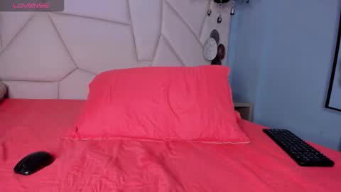 Snapshot of valeriia_clark chatting on 02/26/26, 09:03 valeriia_clark online show from 02/26/26, 09:03