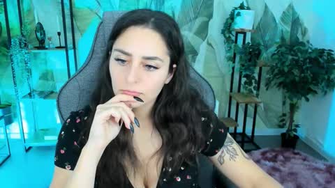 Valerie online show from 10/20/25, 03:12