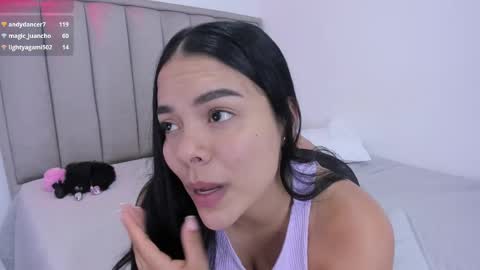 Snapshot of valery__nova chatting on 03/01/25, 12:39 Cris online show from 03/01/25, 12:39