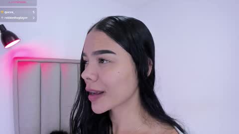 Cris  online show from 10/25/25, 02:52