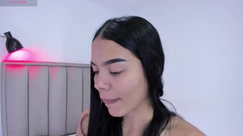 Snapshot of valery__nova chatting on 12/04/25, 04:48 Cris online show from 12/04/25, 04:48