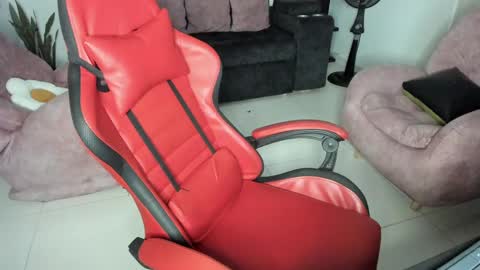 Valery adams1 online show from 03/01/25, 07:41