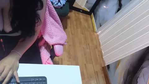 valery cute 18 online show from 01/09/26, 01:03