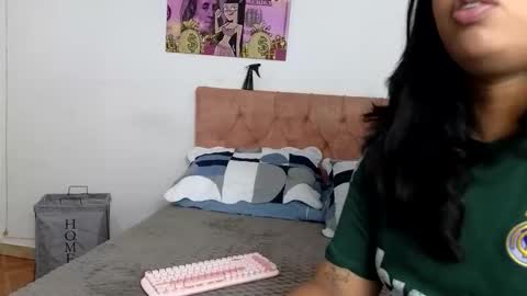 valery_lovex_ online show from 05/31/26, 10:00