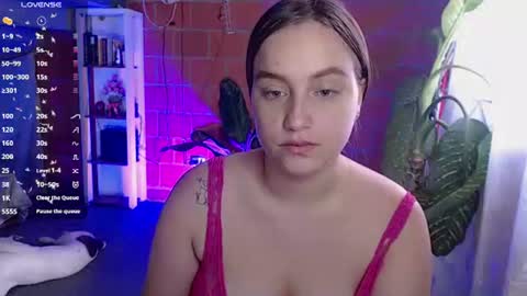 valery_moon24 online show from 07/15/26, 07:08
